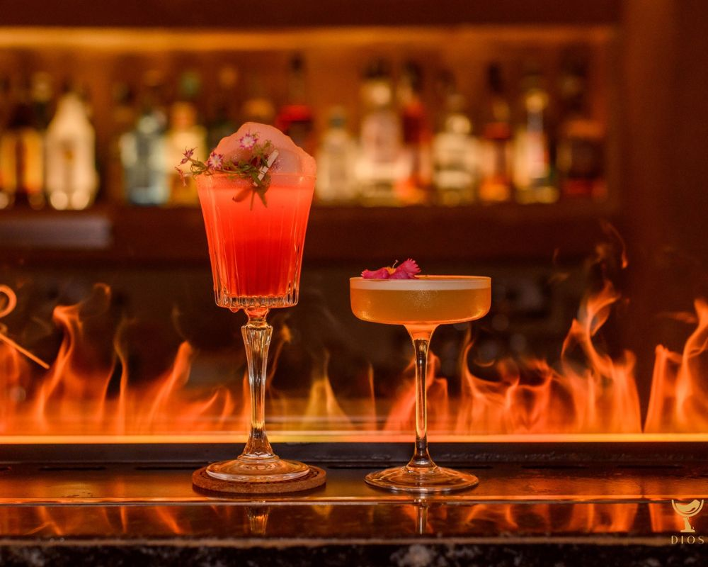 trai-nghiem-am-nhac-va-cocktail-tai-the-dios
